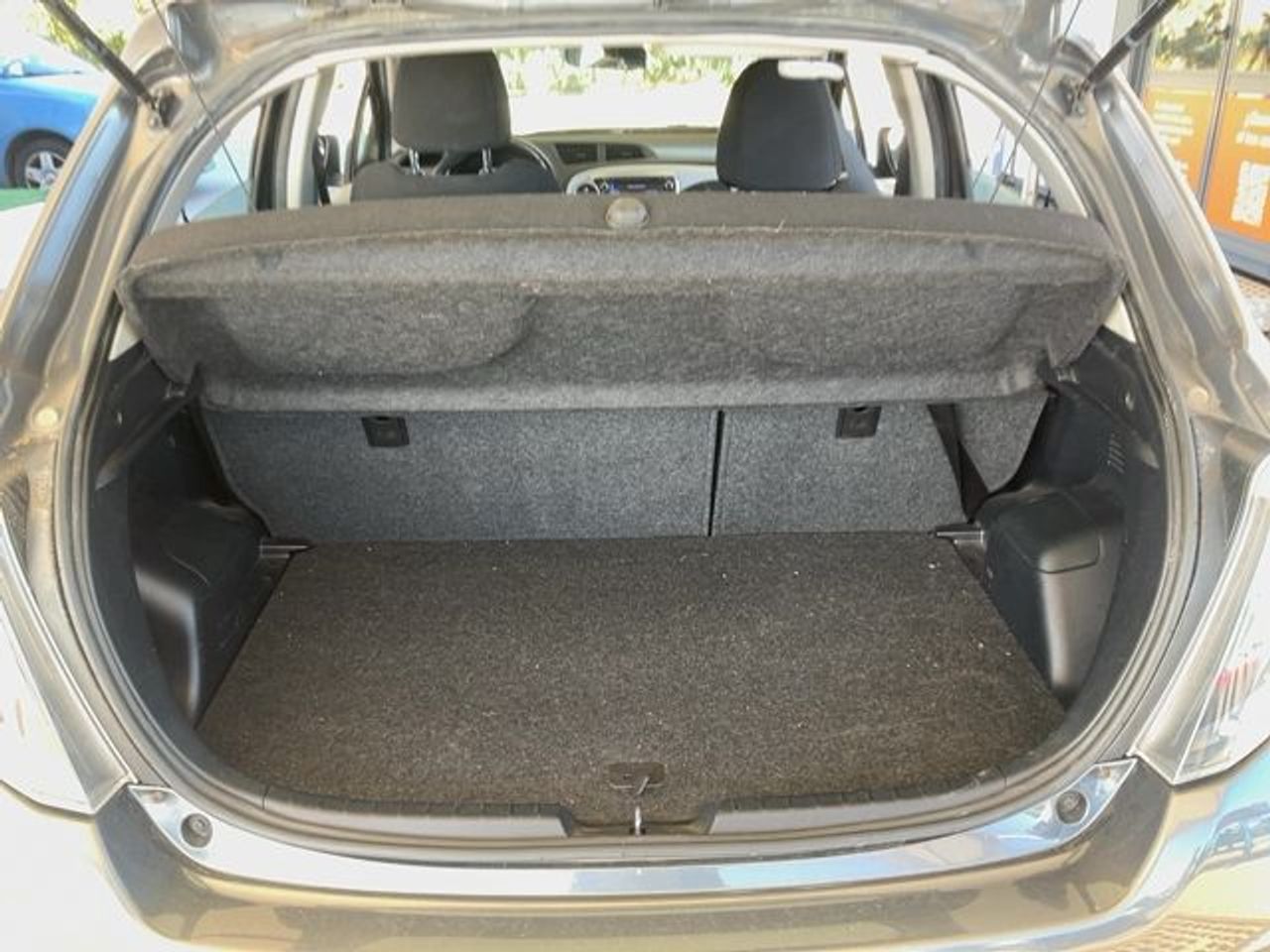 Toyota Yaris 1.5 HSD ACTIVE - Foto 8