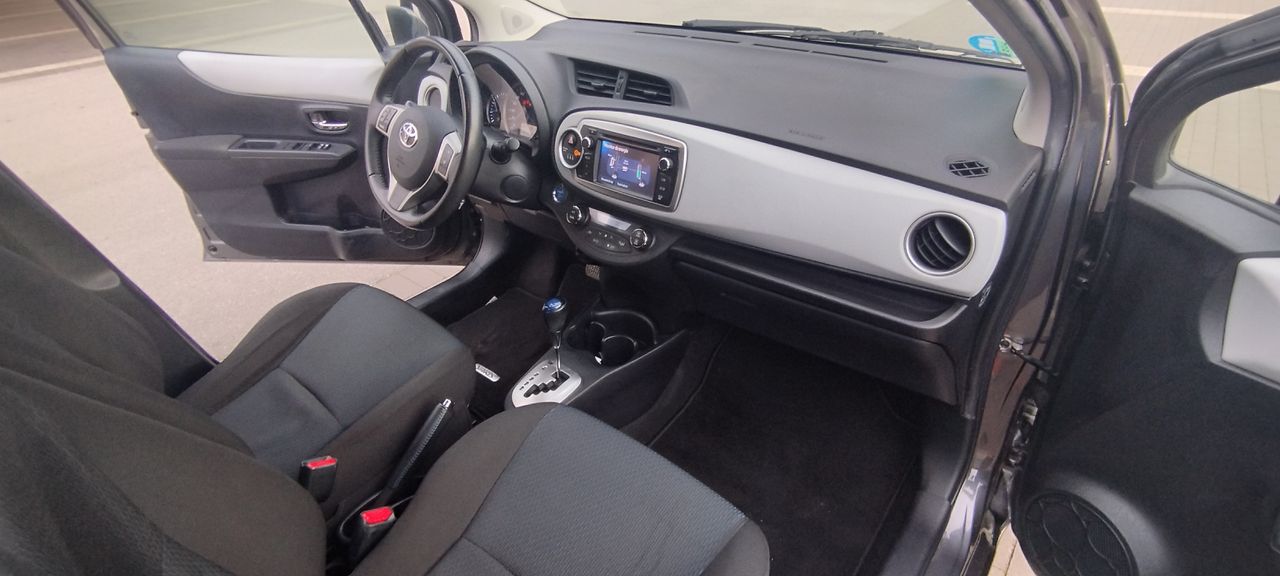 Toyota Yaris 1.5 HSD ACTIVE - Foto 14