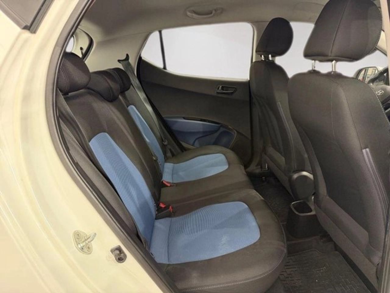 Hyundai i10 TECNO - Foto 9