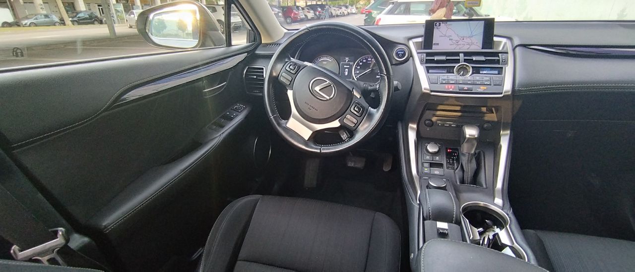 Lexus NX CORPORATE NAVI - Foto 12