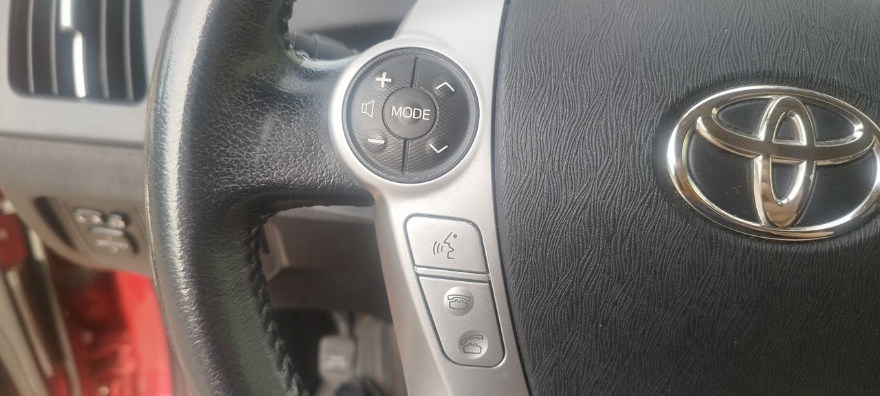Toyota Prius EXECUTIVE - Foto 24