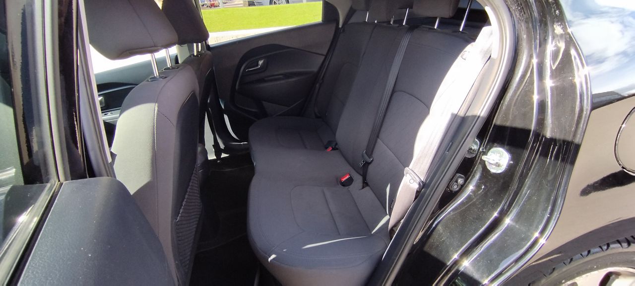 Kia Rio XTECH - Foto 14