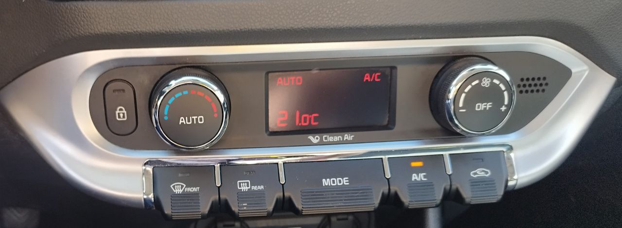 Kia Rio XTECH - Foto 18