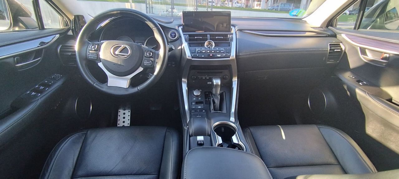 Lexus NX luxury - Foto 14