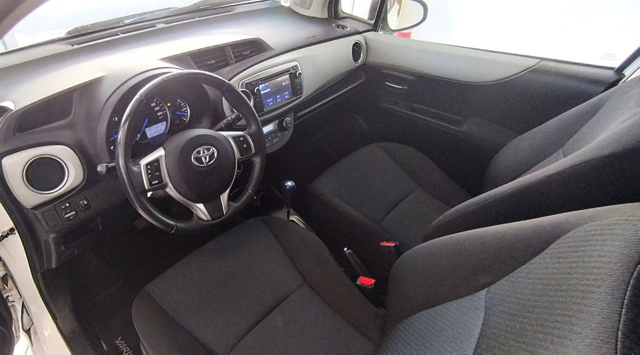 Toyota Yaris 5p Híbrido Active - Foto 5