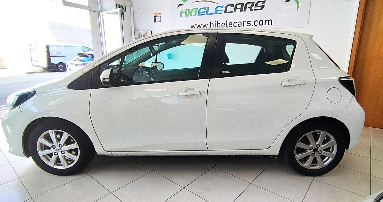 Toyota Yaris 5p Híbrido Active - Foto 8