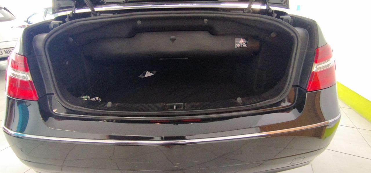 Mercedes Clase E E 200 BlueEFFICIENCY Cabrio Aut. - Foto 31