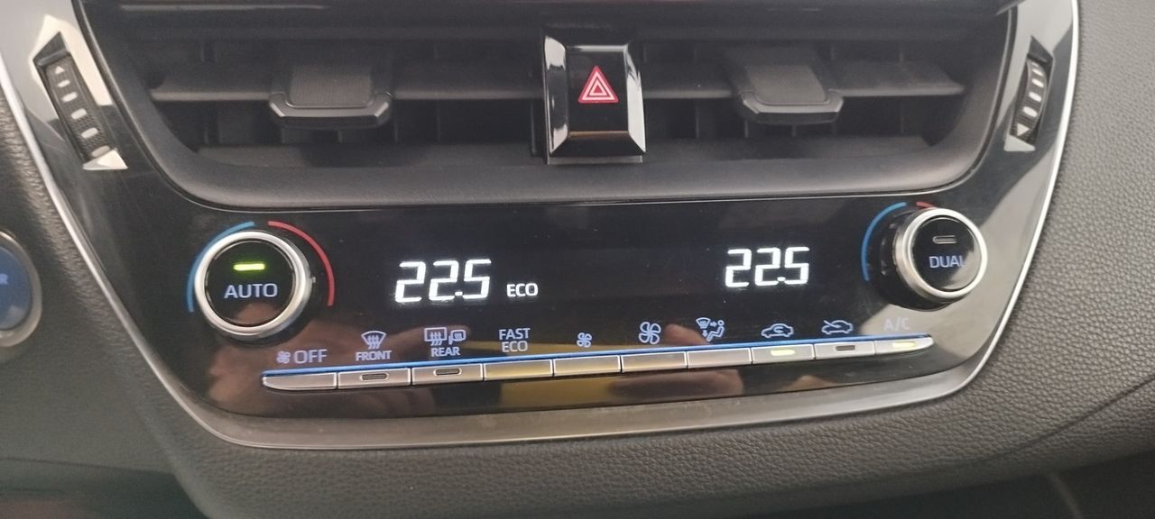 Toyota Corolla 125H Business - Foto 16