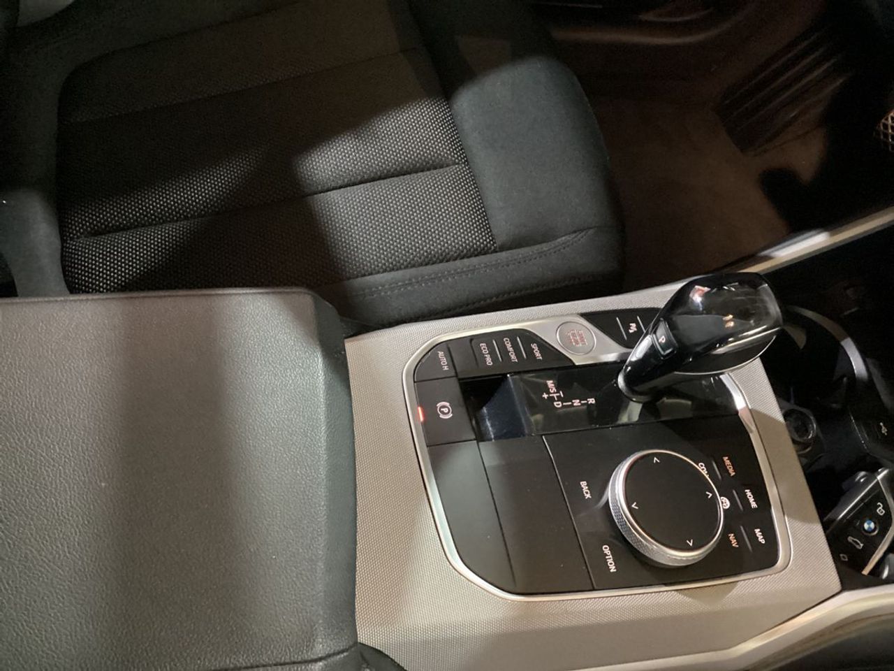 BMW Serie 3 320d xDrive Touring - Foto 9