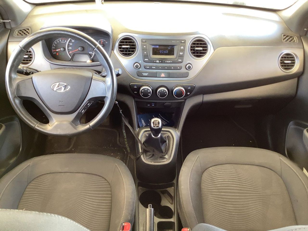 Hyundai i10 1.0 MPI 49 kW - Foto 5