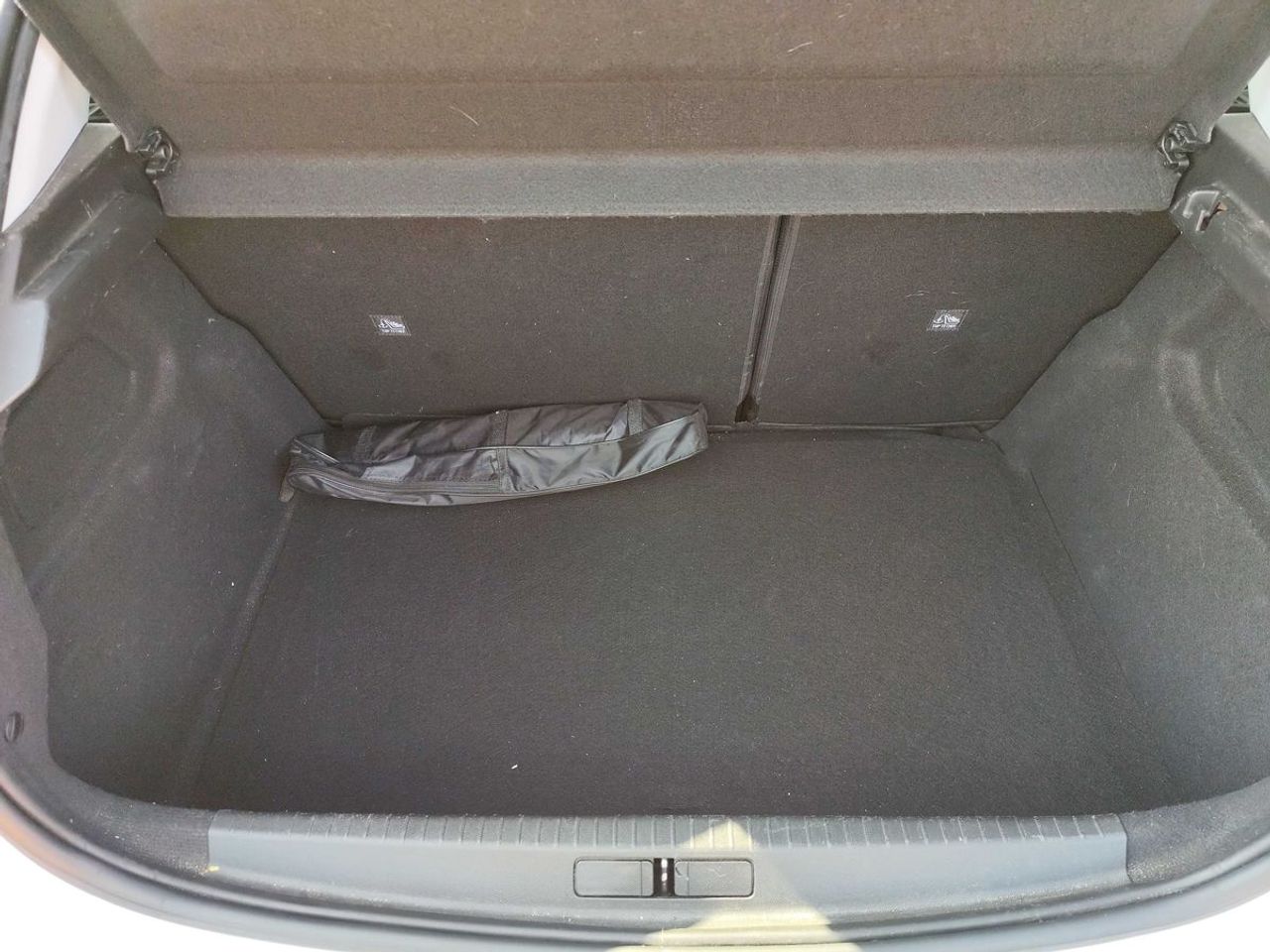 Opel Corsa 1.2 55 kW - Foto 8