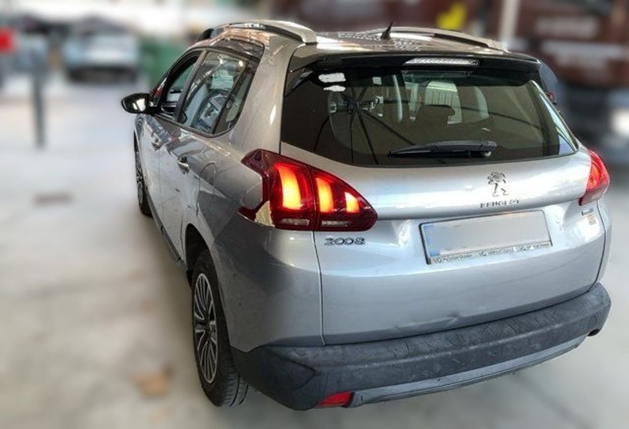Peugeot 2008 Active 1.6 BlueHDi 100 - Foto 4