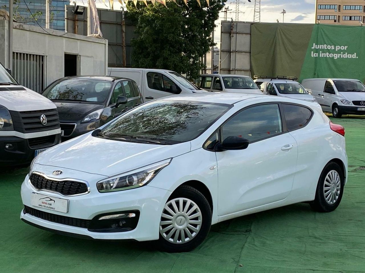 Kia Ceed 1.4 100CV - Foto 19