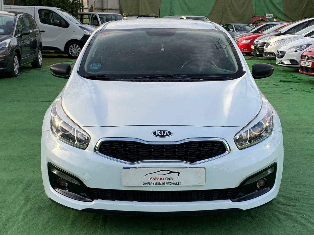 Kia Ceed 1.4 100CV - Foto 20