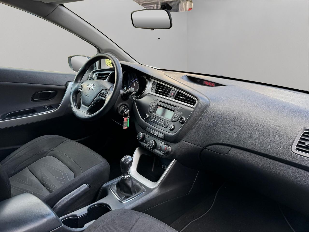 KIA CEED 1.4 100CV - Foto 11