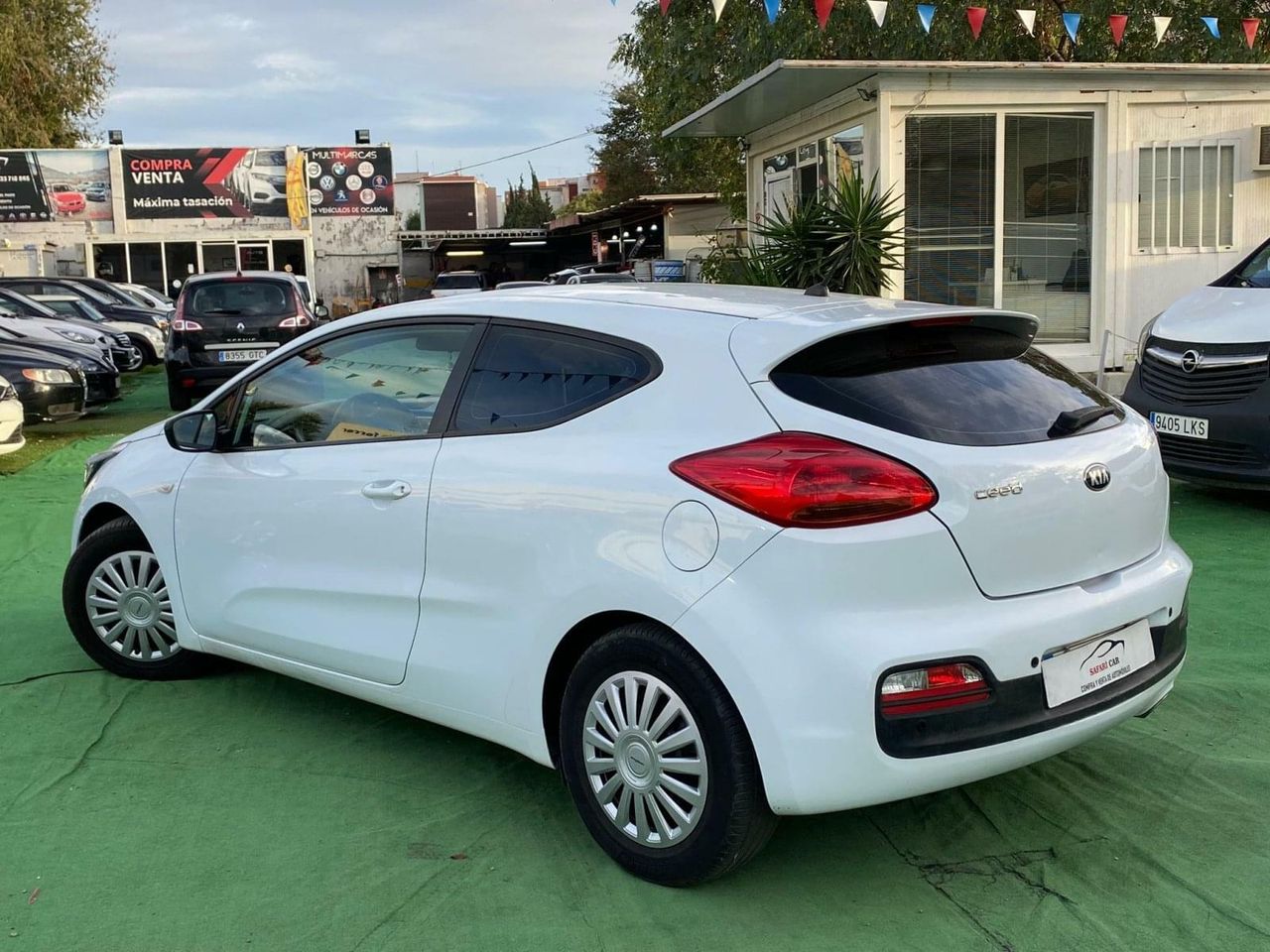 Kia Ceed 1.4 100CV - Foto 16