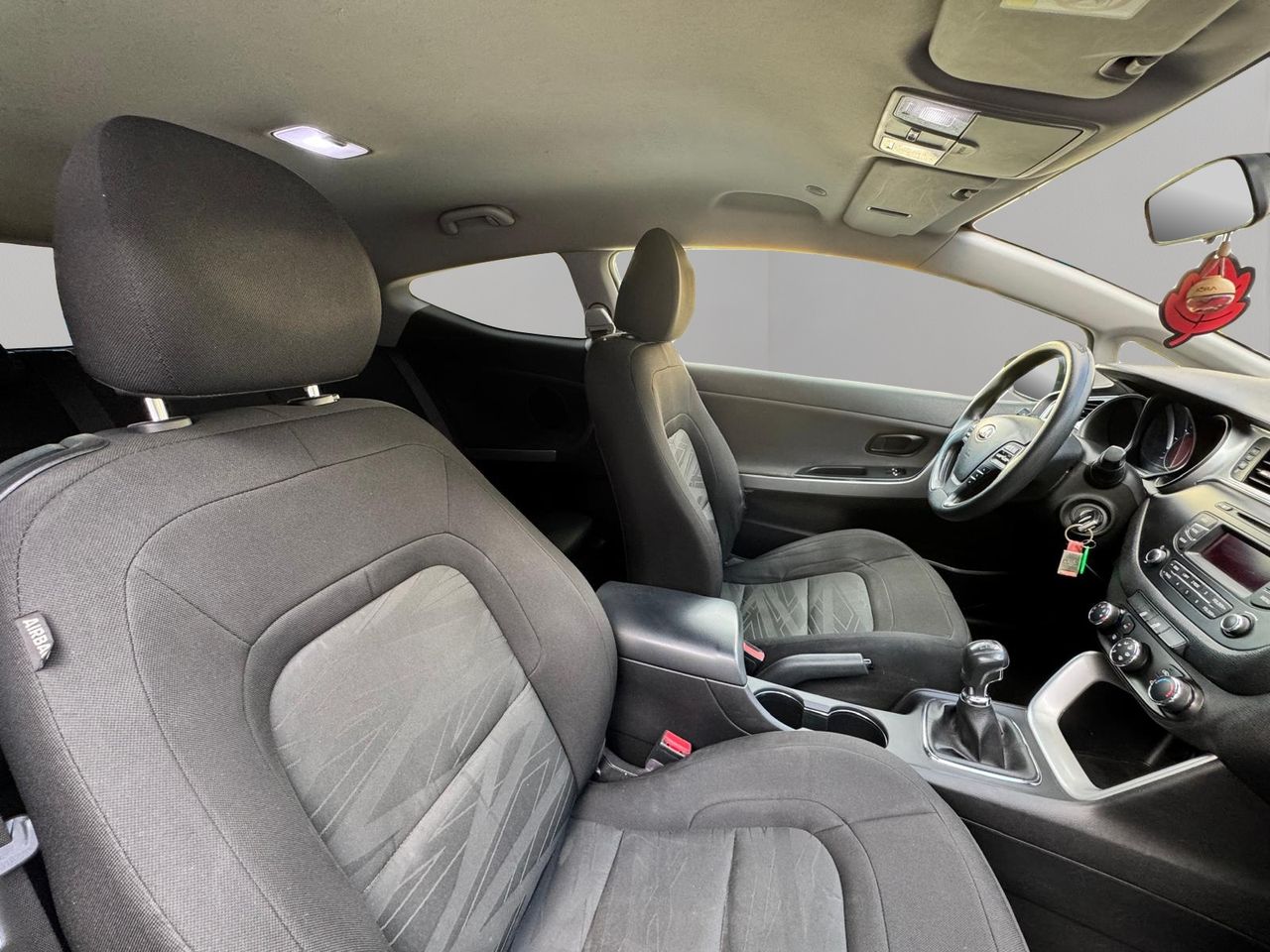 KIA CEED 1.4 100CV - Foto 12