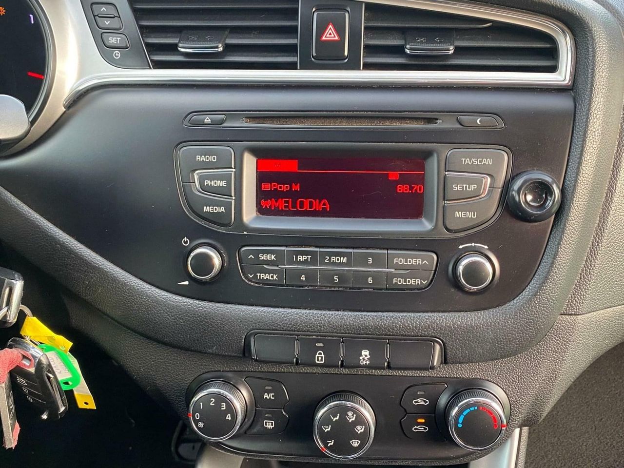 Kia Ceed 1.4 100CV - Foto 27