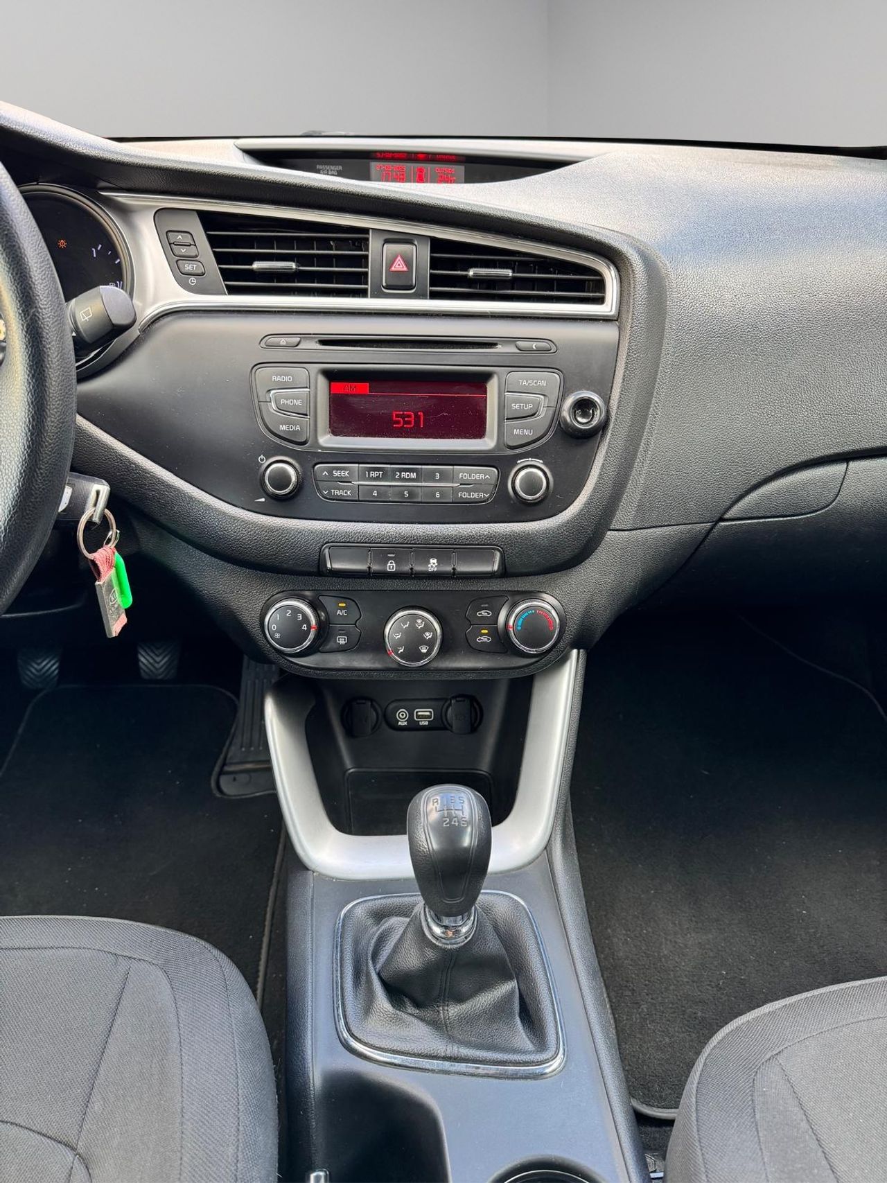 KIA CEED 1.4 100CV - Foto 13