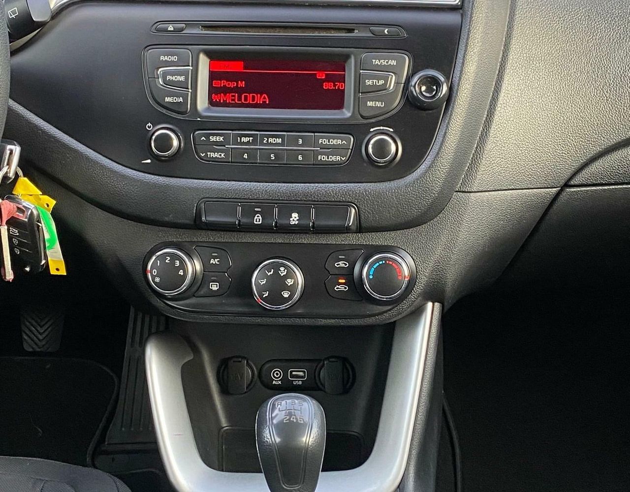 Kia Ceed 1.4 100CV - Foto 9