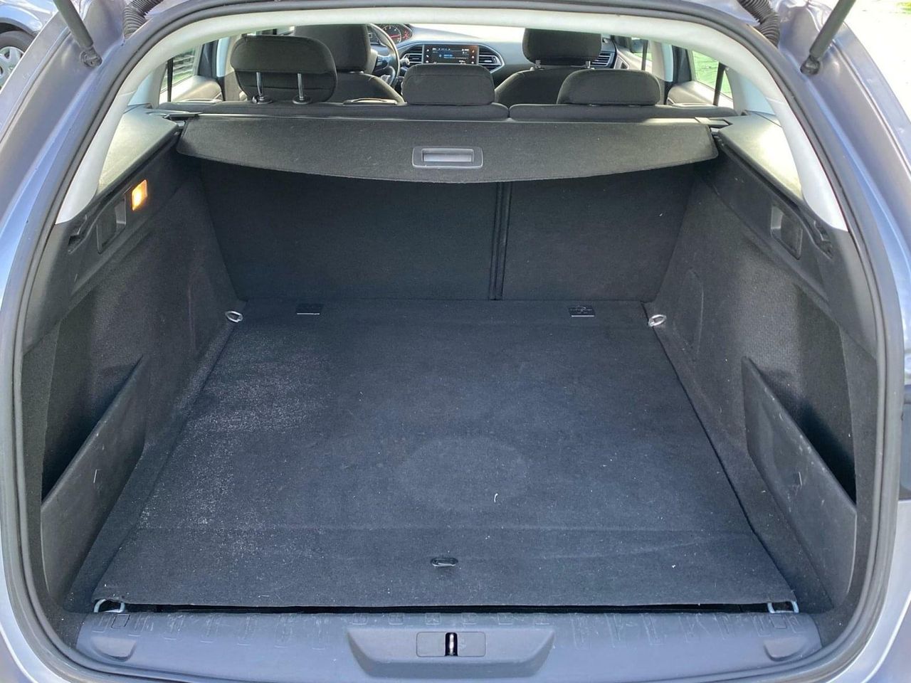 Peugeot 308 SW 1.5 130CV - Foto 44