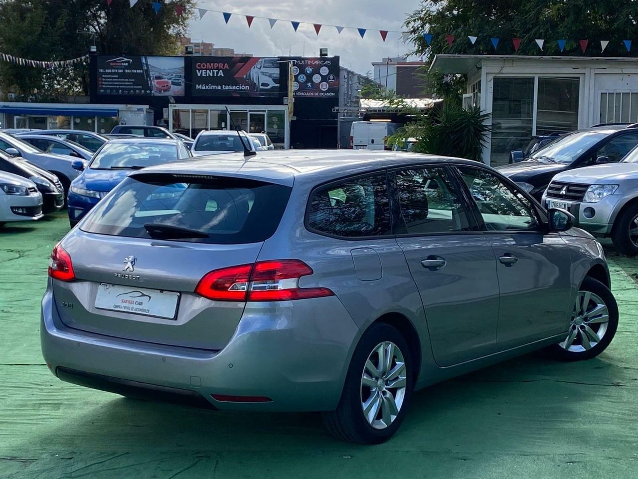 Peugeot 308 SW 1.5 130CV - Foto 42