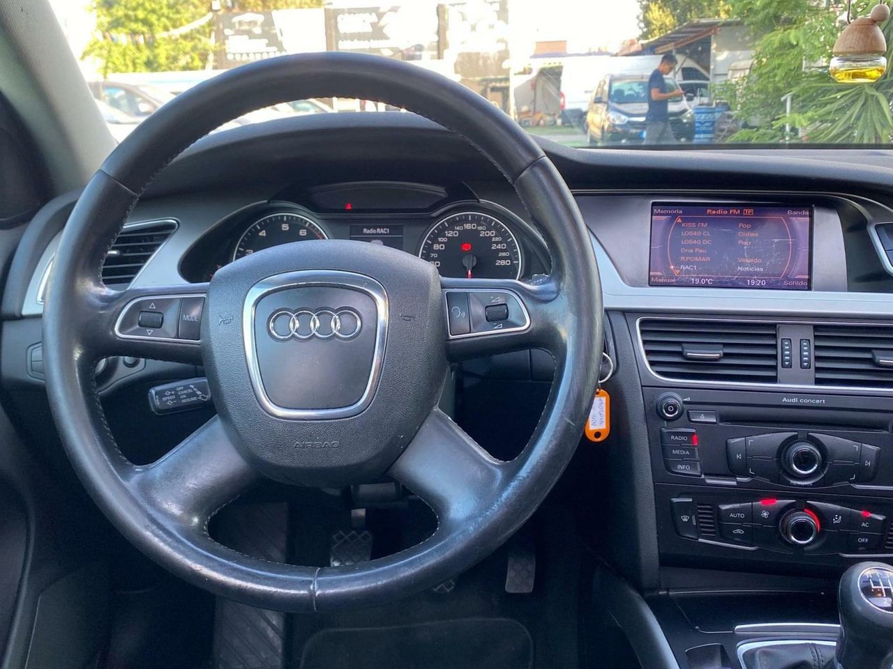 Audi A4 2.0 180CV - Foto 16