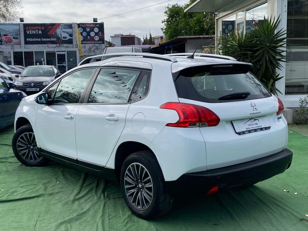 Peugeot 2008 Active 1.2 PureTech 110 SS - Foto 19
