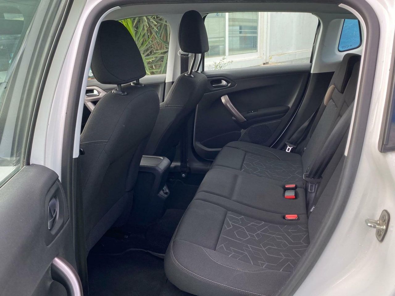 Peugeot 2008 Active 1.2 PureTech 110 SS - Foto 17