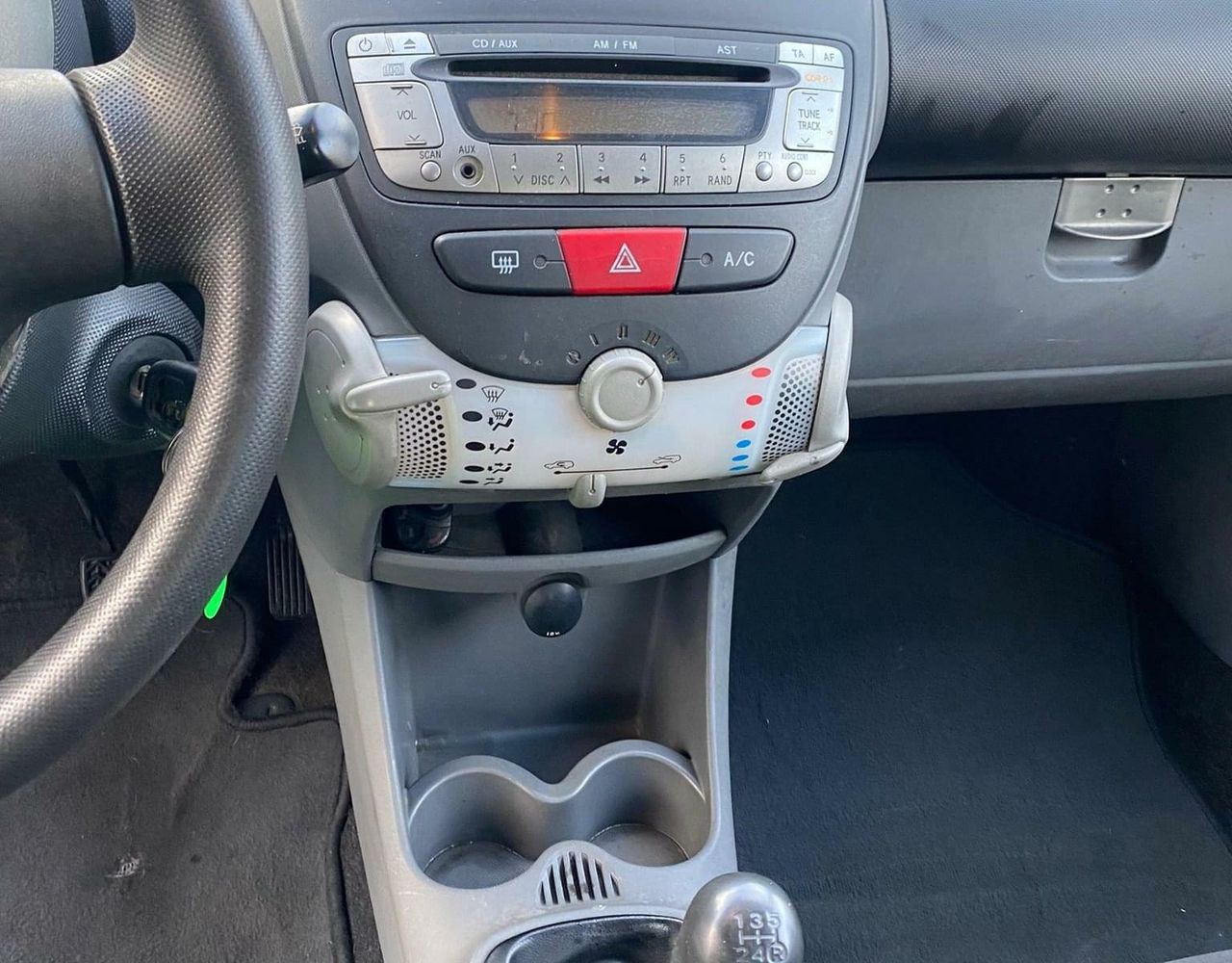Toyota Aygo 1.4 54CV - Foto 11
