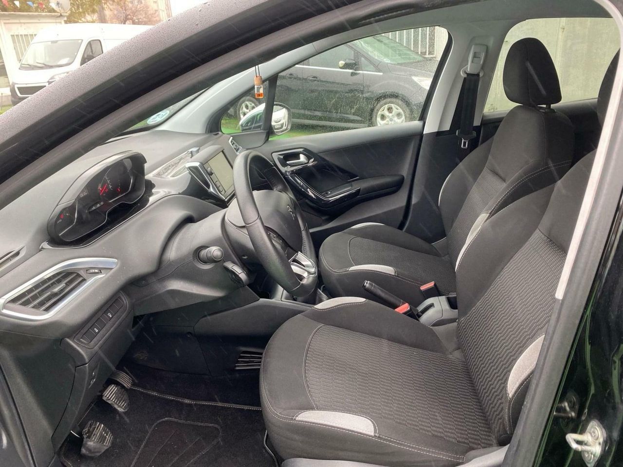 Peugeot 208 1.2 82CV - Foto 7