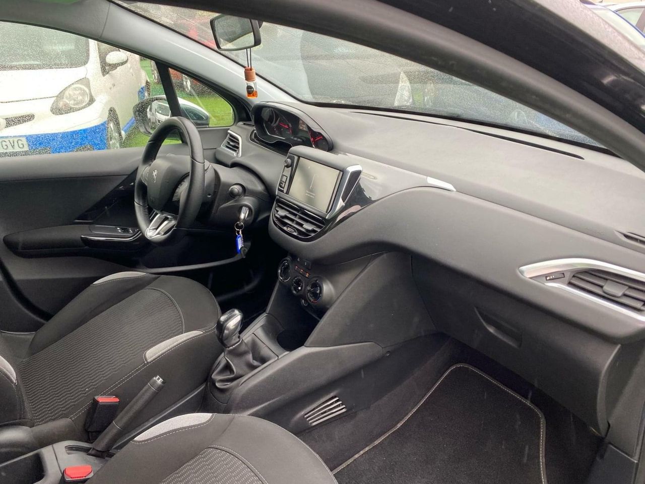 Peugeot 208 1.2 82CV - Foto 13