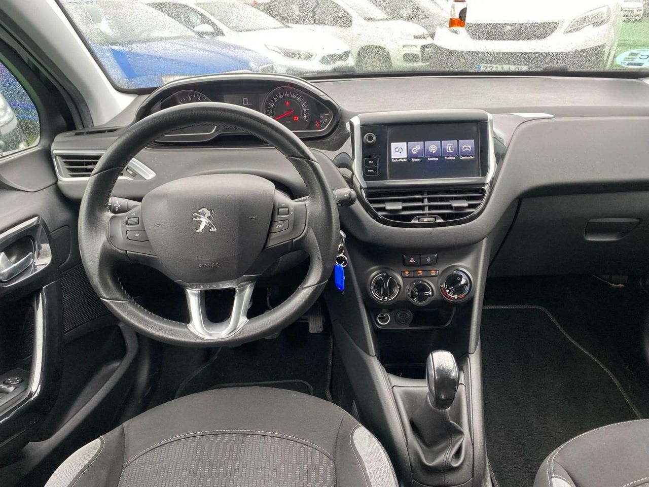 Peugeot 208 1.2 82CV - Foto 10