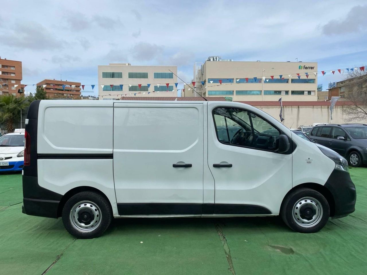 Opel Vivaro 1.6 125CV - Foto 5