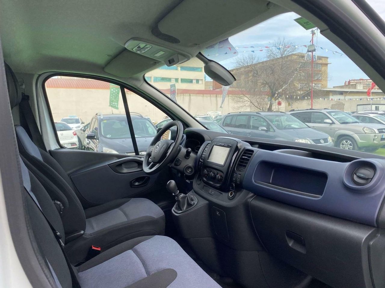 Opel Vivaro 1.6 125CV - Foto 32