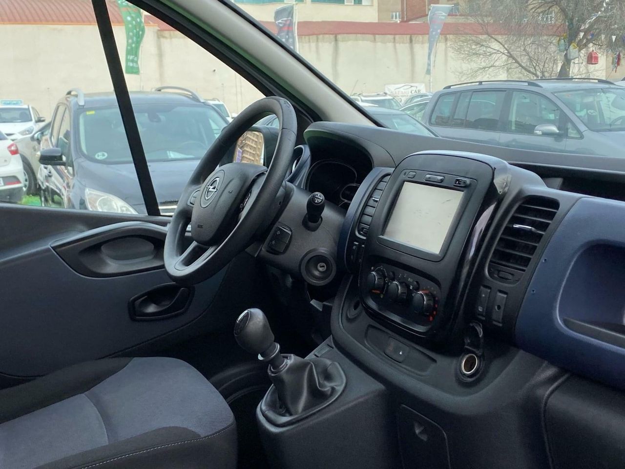 Opel Vivaro 1.6 125CV - Foto 12