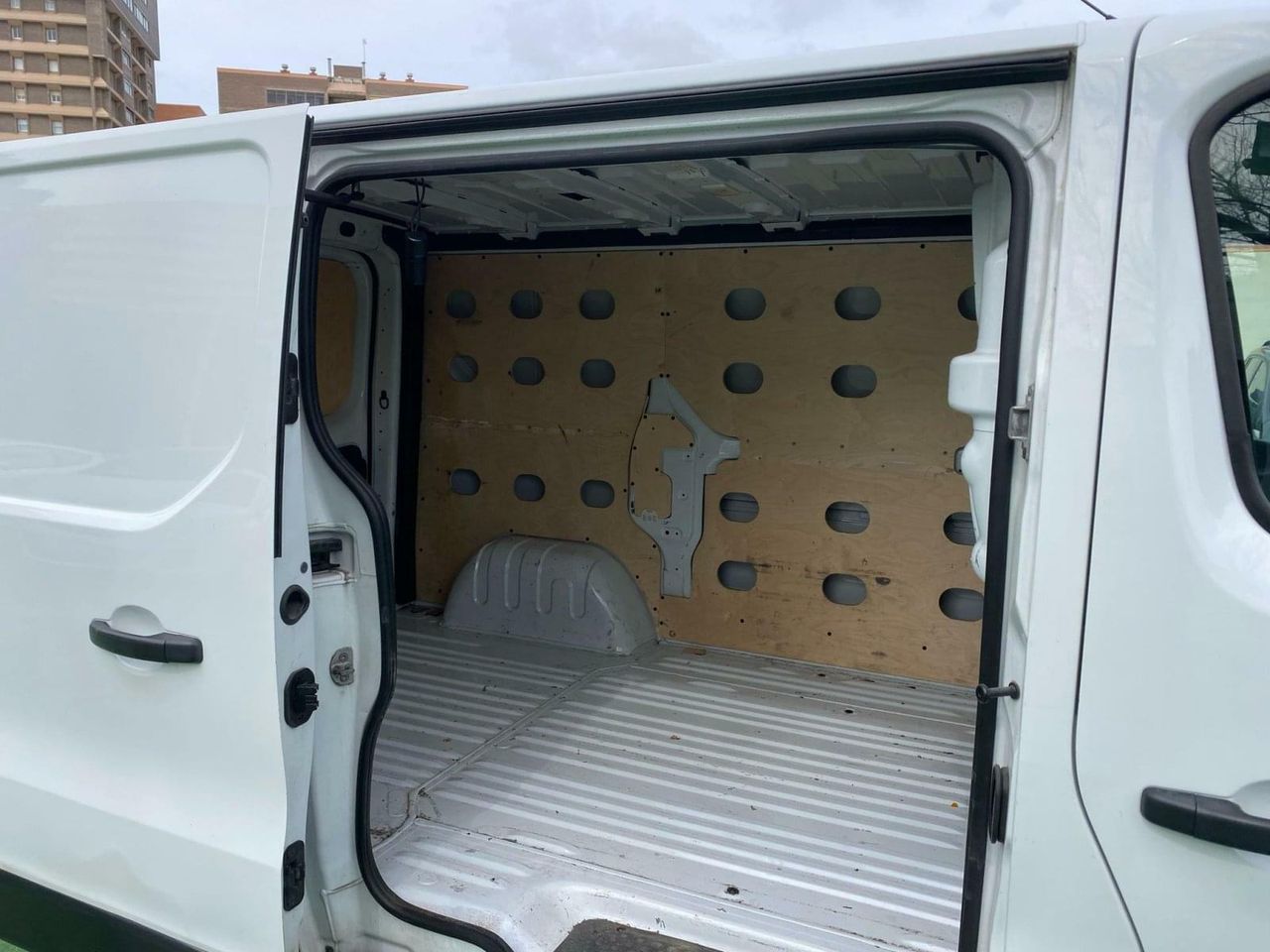 Opel Vivaro 1.6 125CV - Foto 11