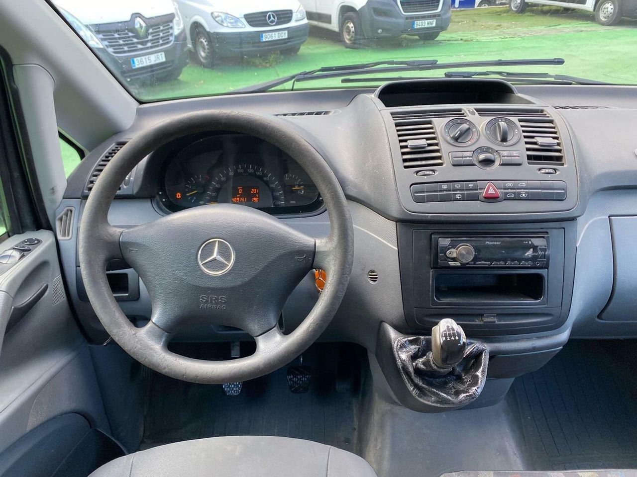 Mercedes Vito 2.1 88CV  109 CDI 6P - Foto 8