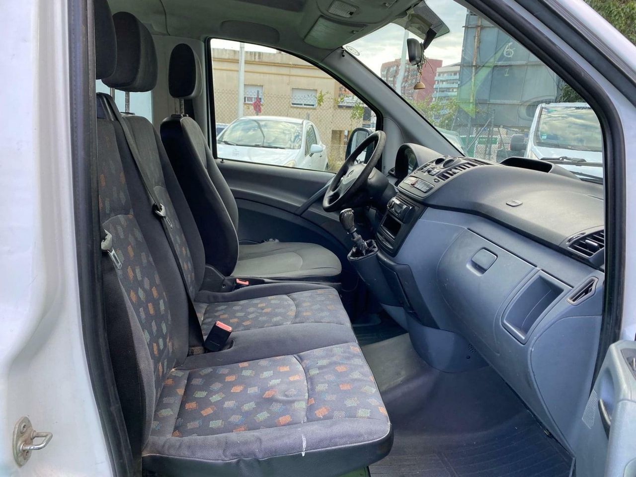 Mercedes Vito 2.1 88CV  109 CDI 6P - Foto 29