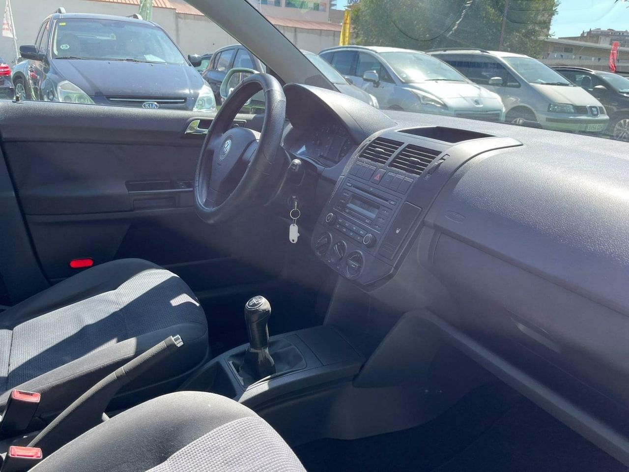 Volkswagen Polo 1.4 80CV - Foto 30