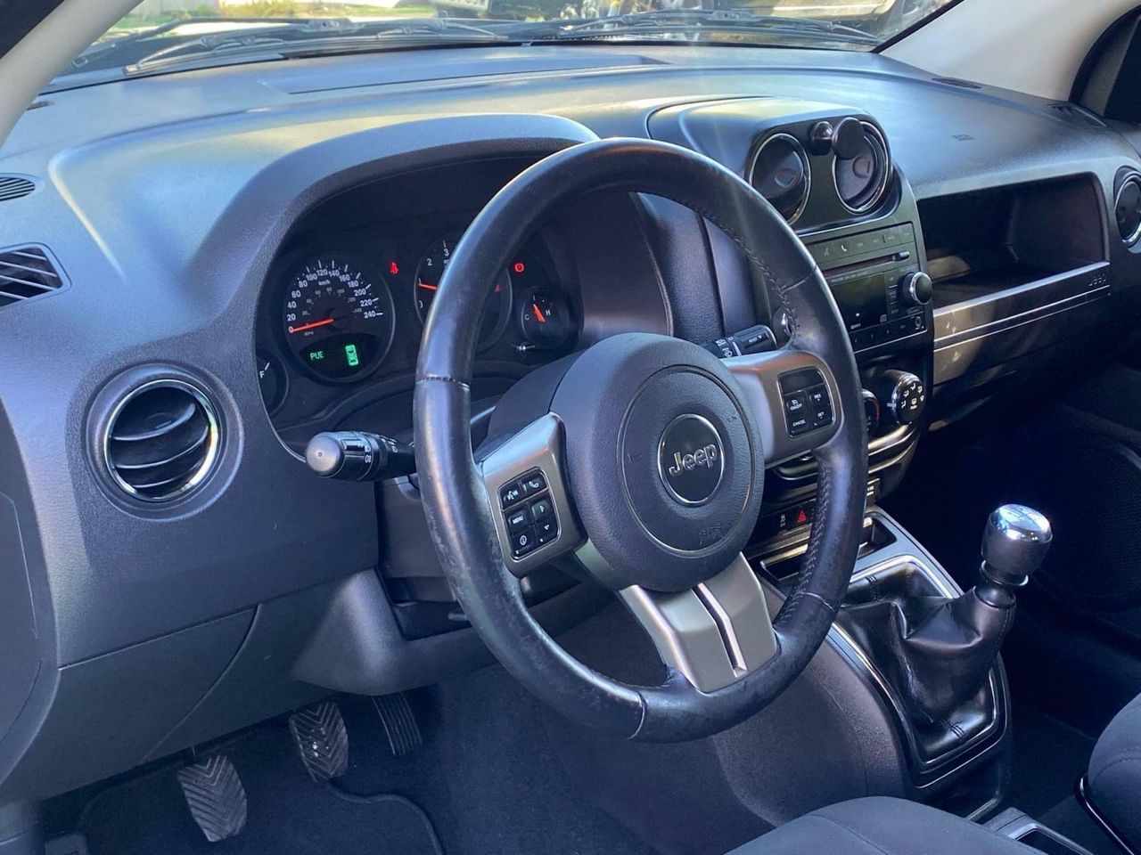 Jeep Compass 2.2 136CV - Foto 8