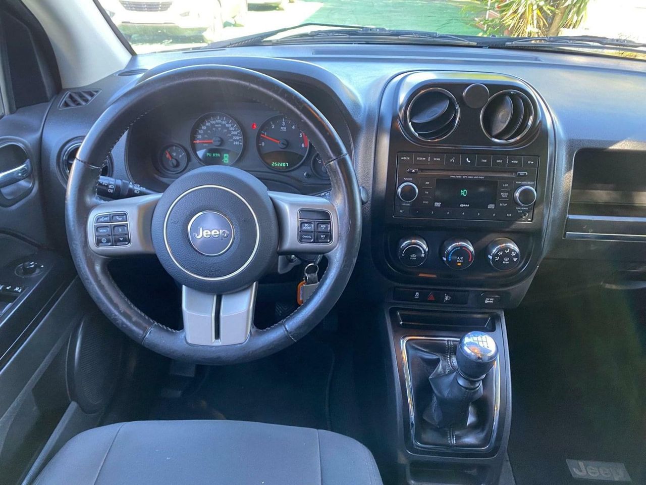 Jeep Compass 2.2 136CV - Foto 10