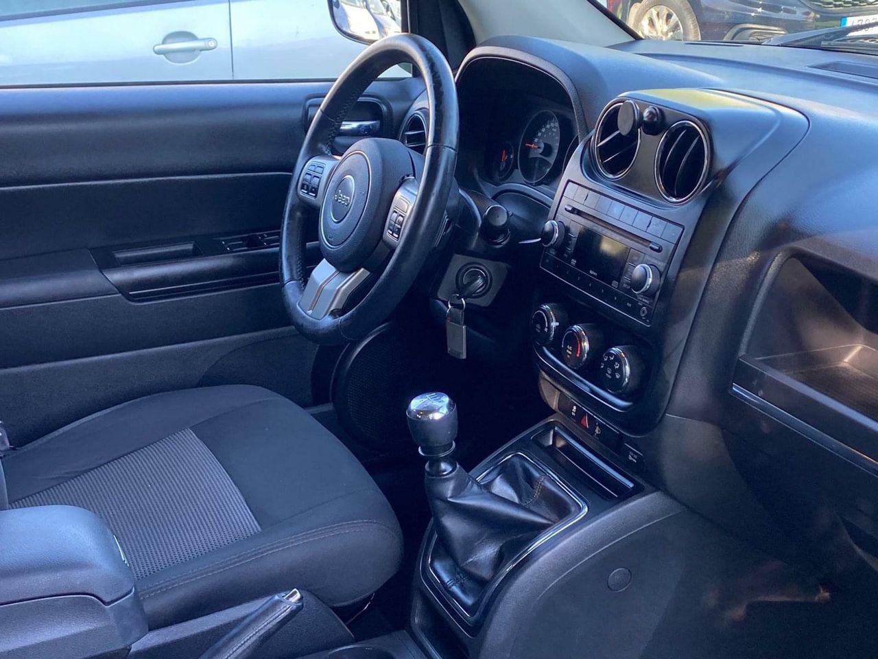 Jeep Compass 2.2 136CV - Foto 30