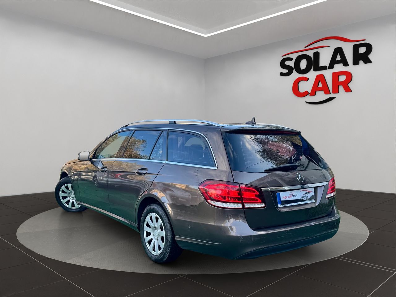 MERCEDES E CLASS 200CDI - Foto 25