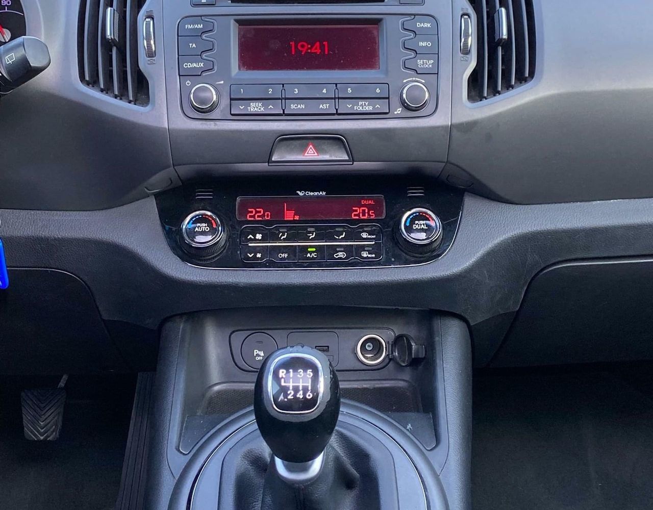 Kia Sportage 1.7 115CV - Foto 16