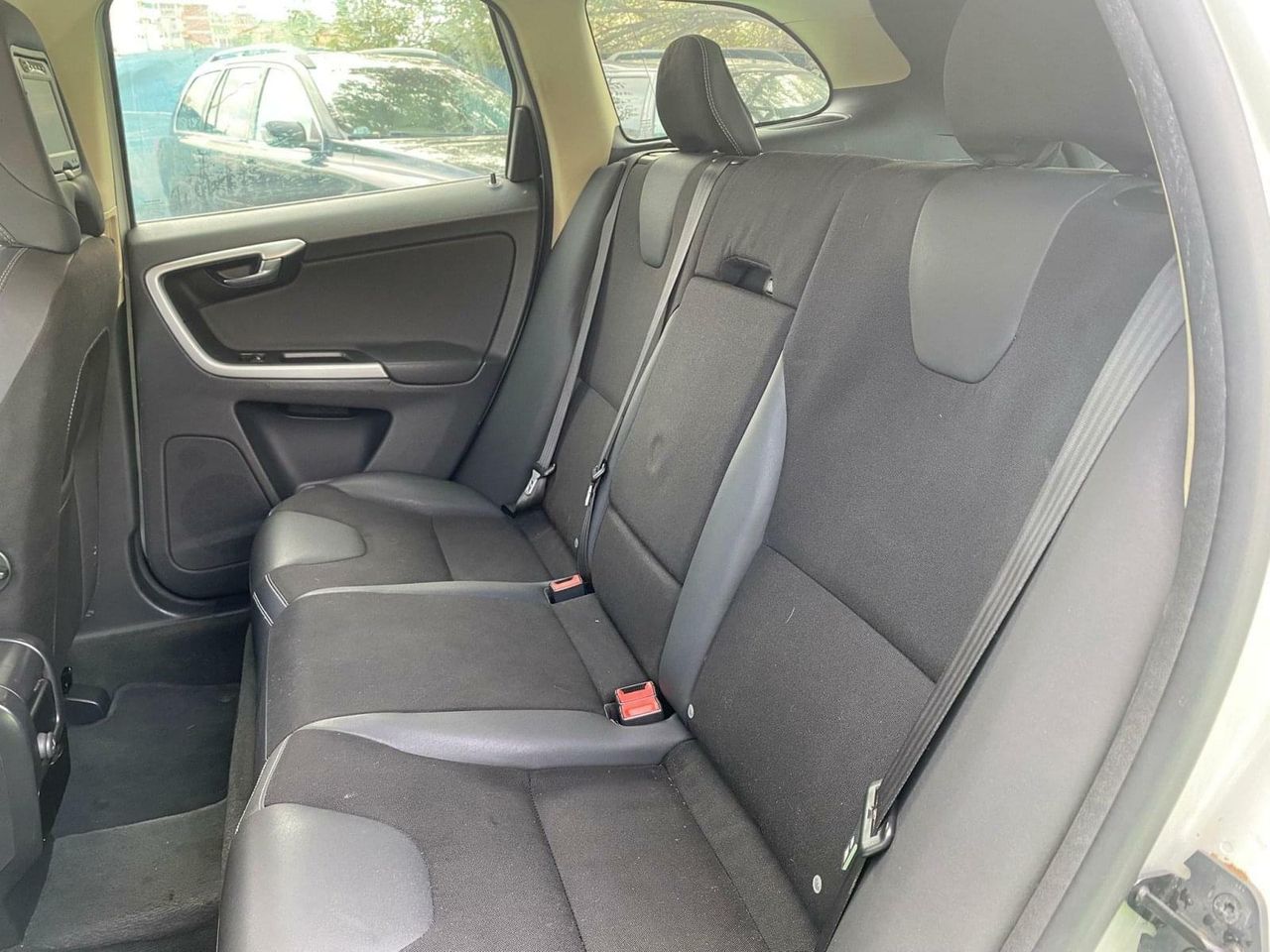 Volvo XC60 2.4 205CV AWD KINETIC AUTO - Foto 41