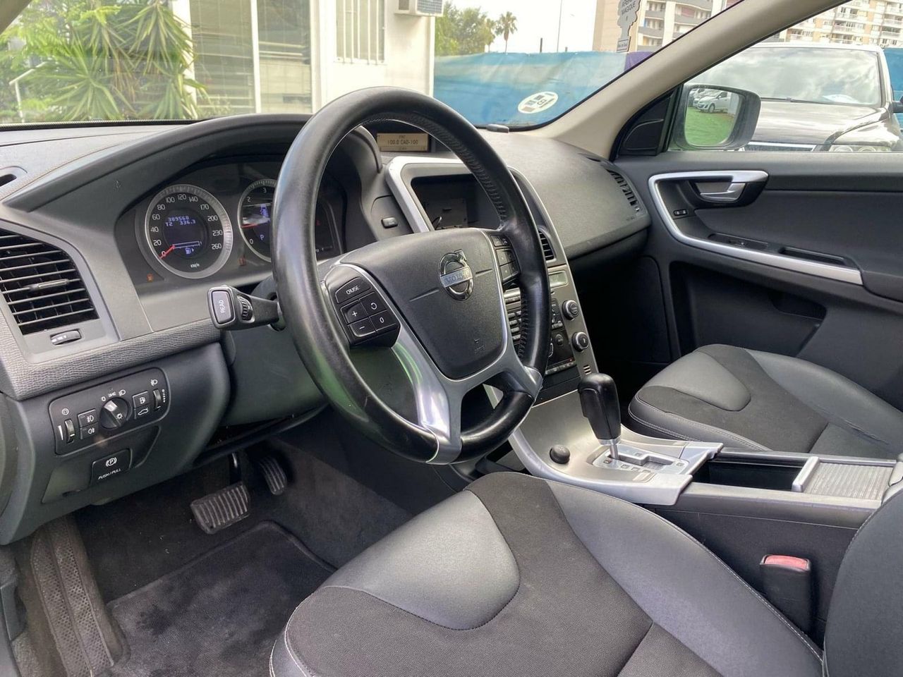 Volvo XC60 2.4 205CV AWD KINETIC AUTO - Foto 31