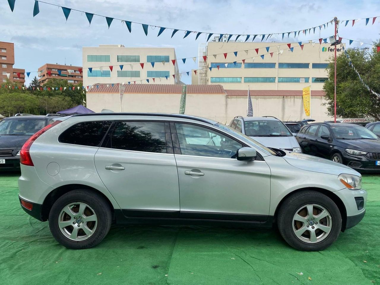 Volvo XC60 2.4 205CV AWD KINETIC AUTO - Foto 6
