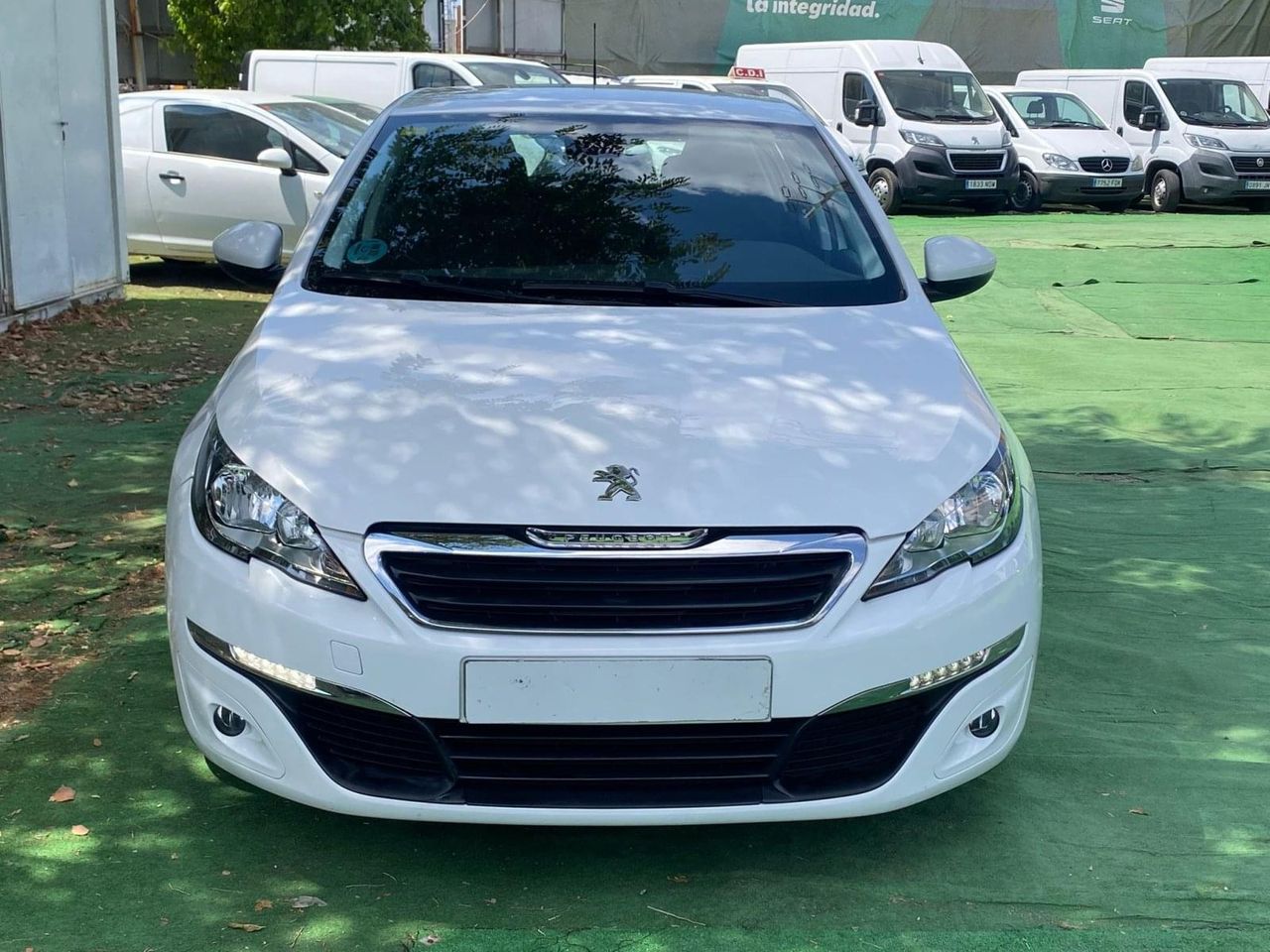 PEUGEOT 308 1.2 110CV - Foto 27