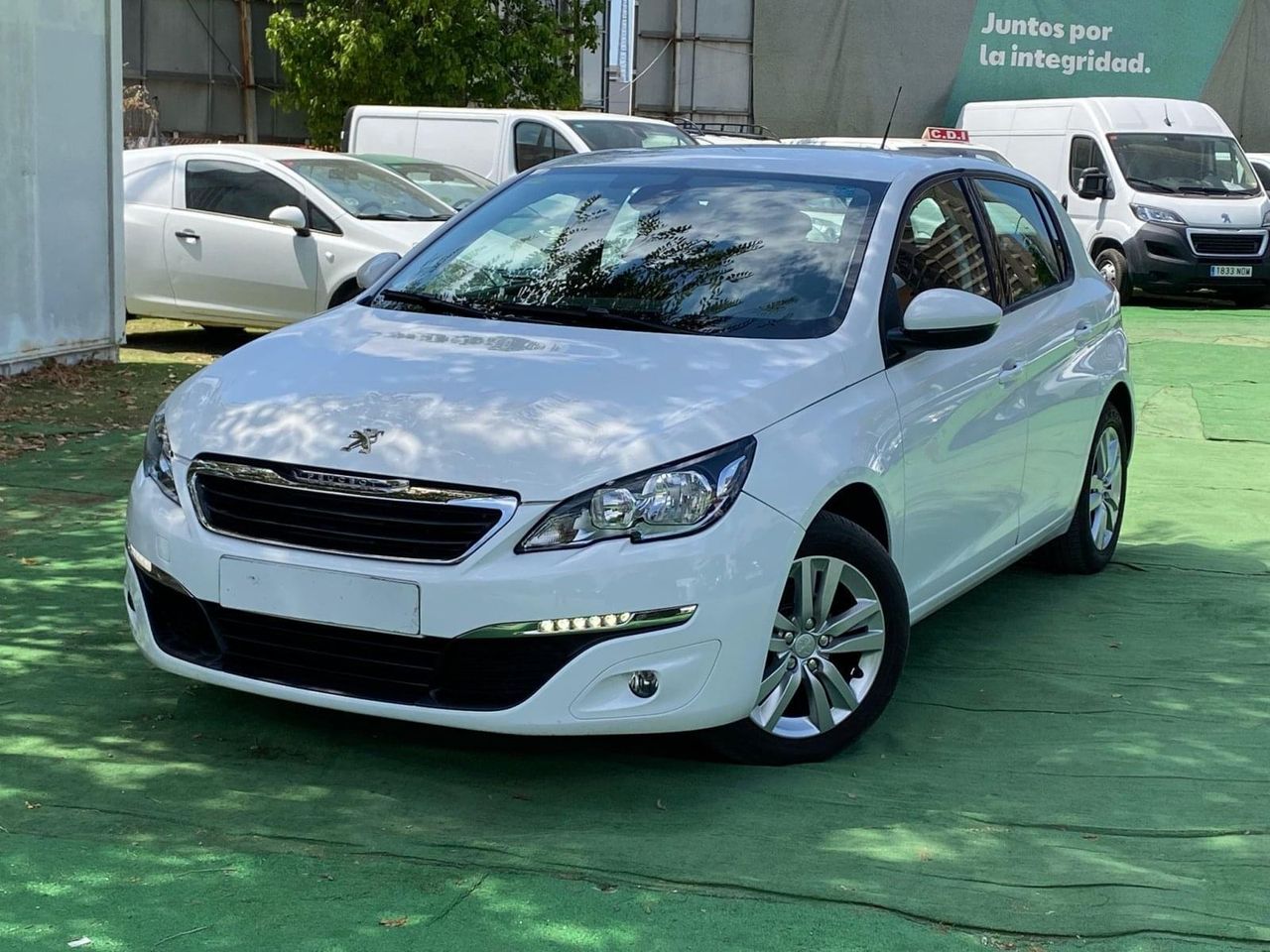 PEUGEOT 308 1.2 110CV - Foto 29